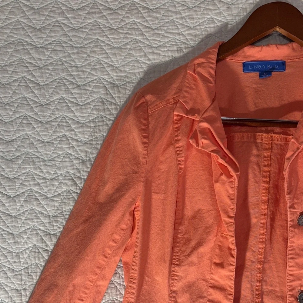 Chic Coral Blazer - Picture 6 of 7